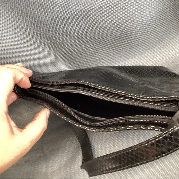 Handbag - Picture 3 of 4